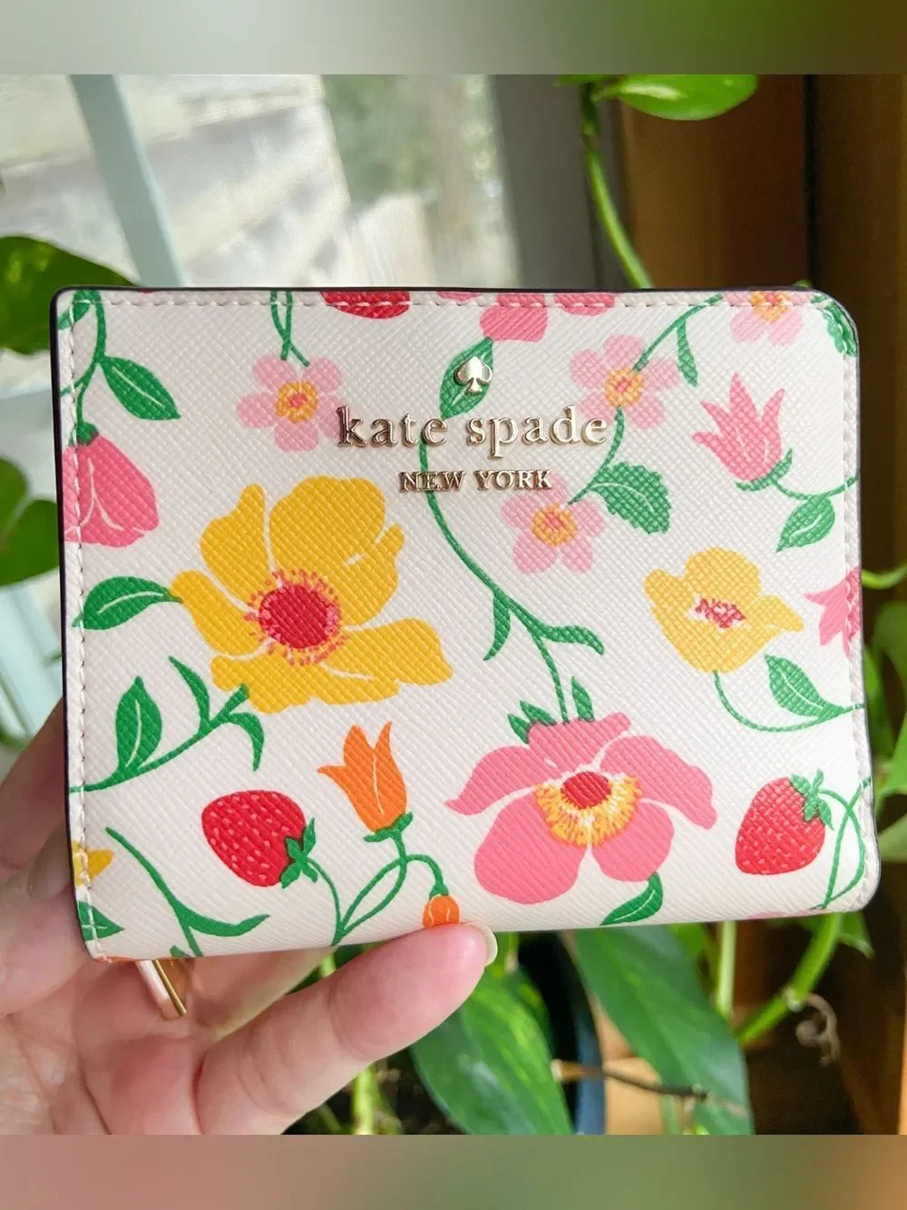 Kate Spade Madison Strawberry Garden Compact Bifold Wallet Whimsical Floral NWOT
